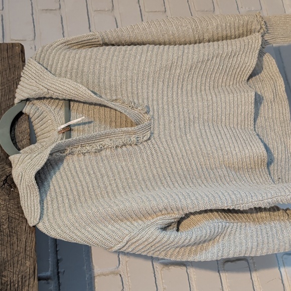 Free People Marlie deep v ribbed sweater in cream - Picture 7 of 9